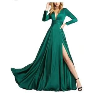 Mac Duggal Emerald Green Long Sleeve Gown